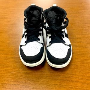 Nike hi top sneakers